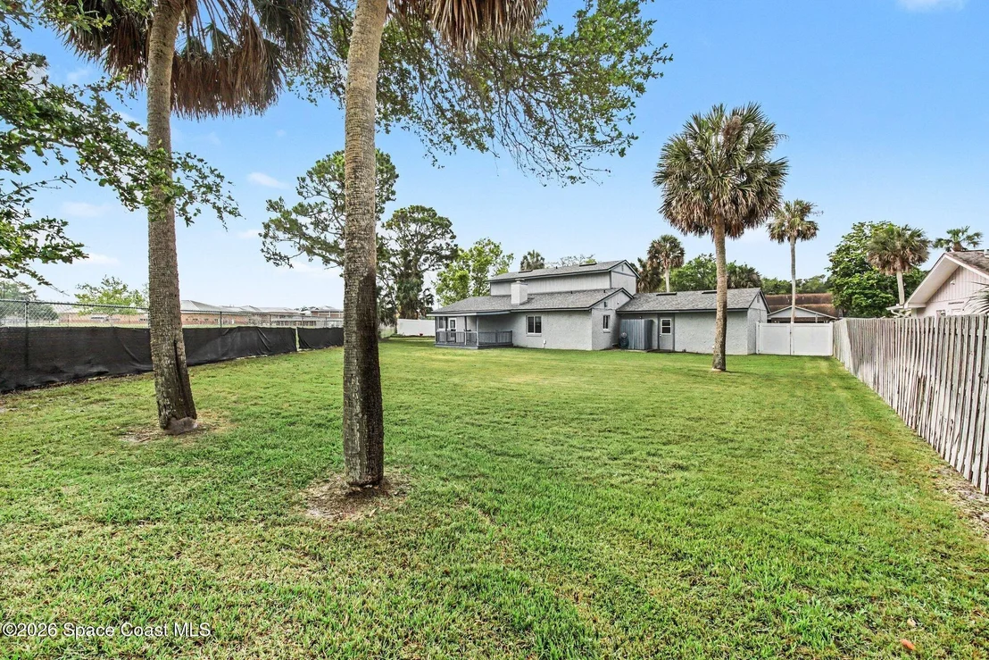 Photo of 909 Northbrook Drive