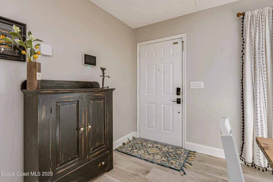 Photo of 3336 Lake View Circle