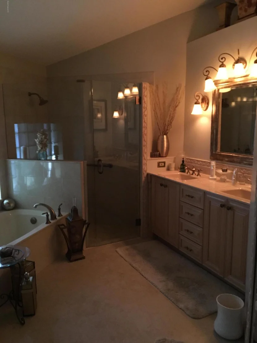 Photo of 3958 Saint Armens Circle
