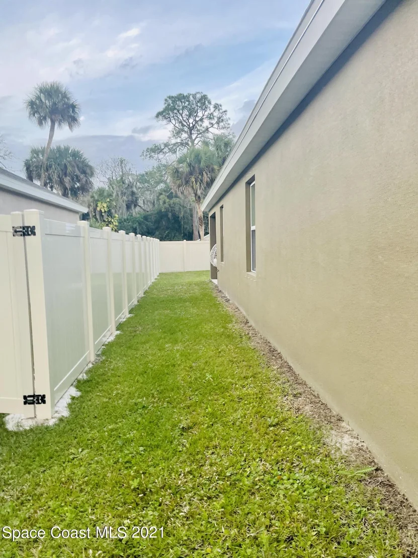 Photo of 560 Sorrento Drive
