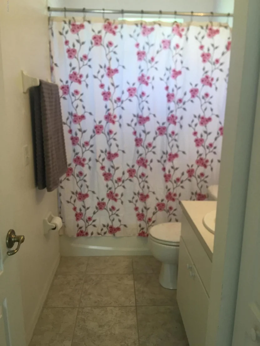 Photo of 4877 Alamanda Drive