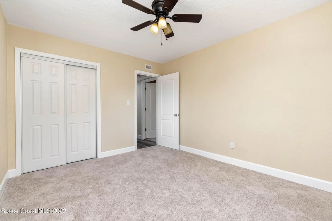Photo of 1207 Westview Drive W