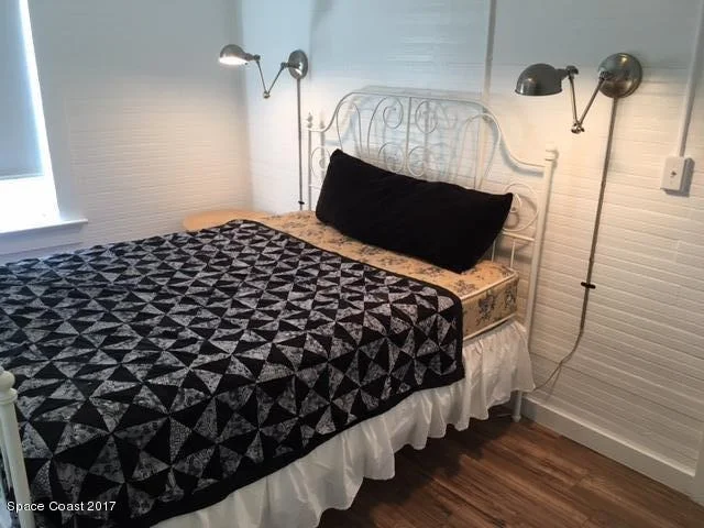 Photo of 801 Line Street