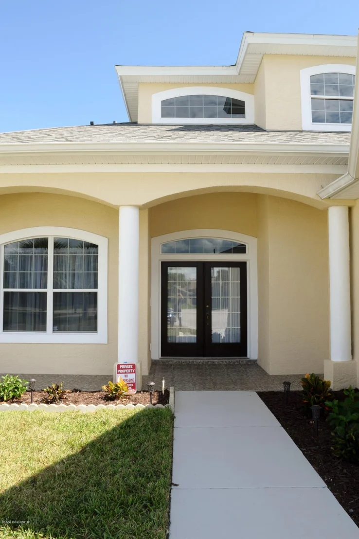 Photo of 6385 Anchor Lane
