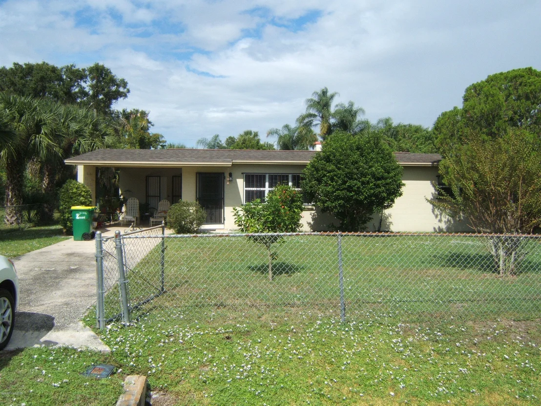 Photo of 2542 Palmetto Drive