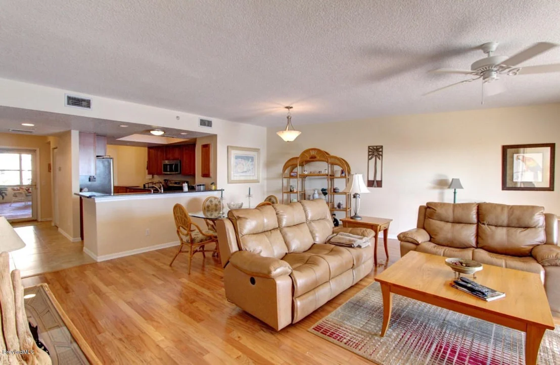 Photo of Unit 404 at 104 Riverside Drive