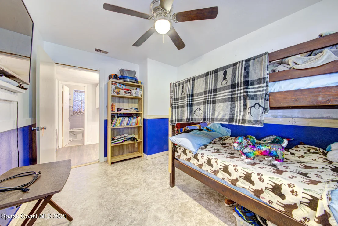 Photo of 1213 Vassar Lane