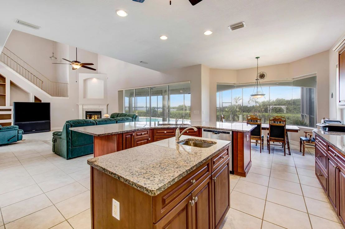 Photo of 406 Lanternback Island Drive