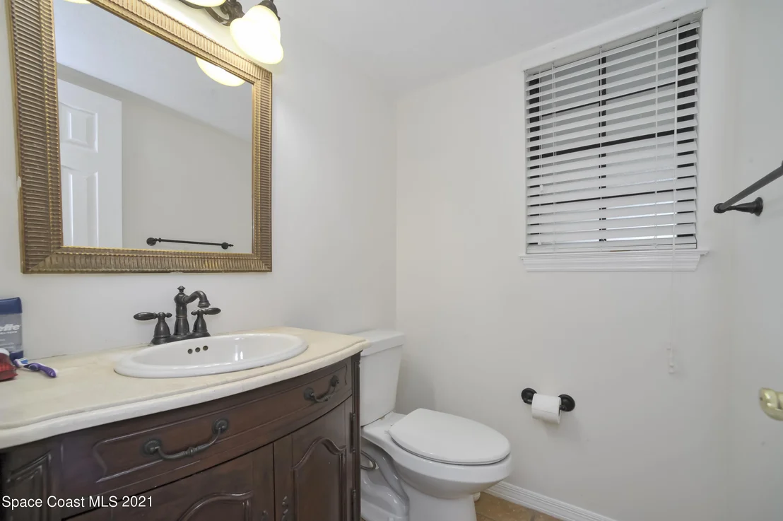 Photo of 986 Whisperpine Drive