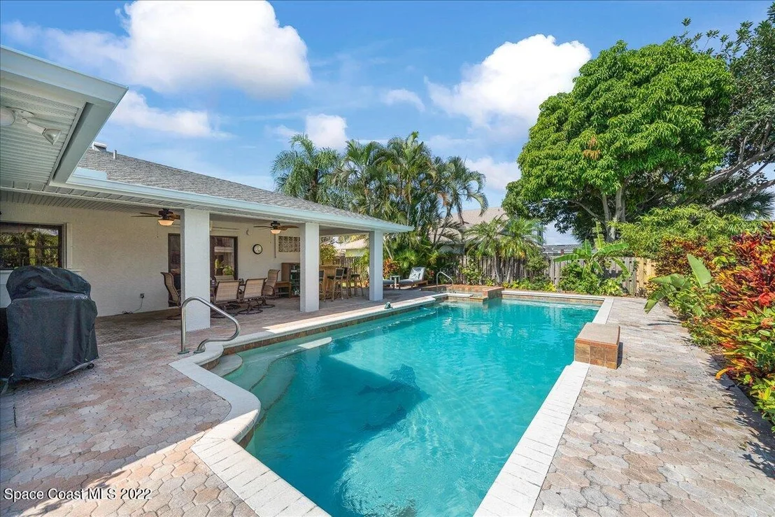 Photo of 655 Jackson Court