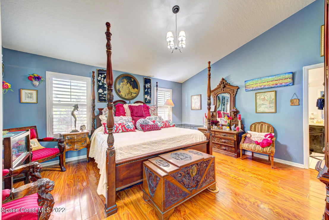 Photo of 966 Osprey Drive