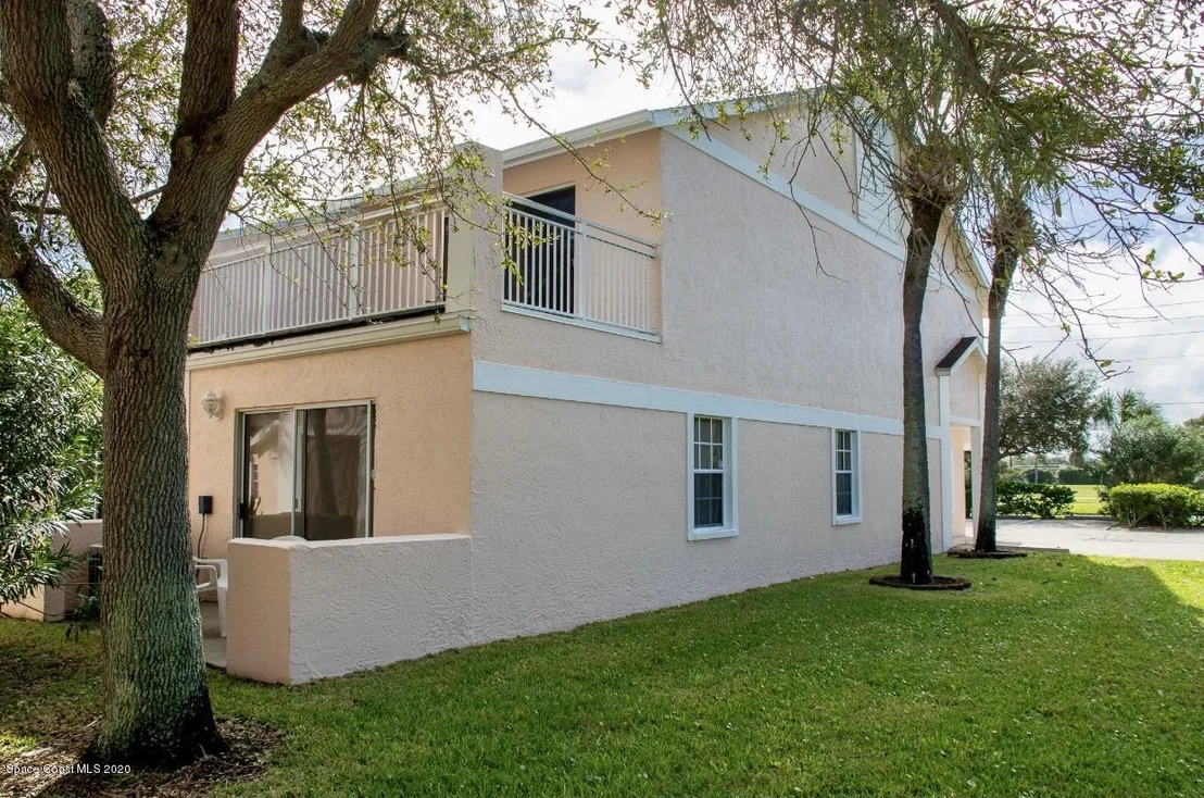 Photo of Unit 708 at 175 Escambia Lane