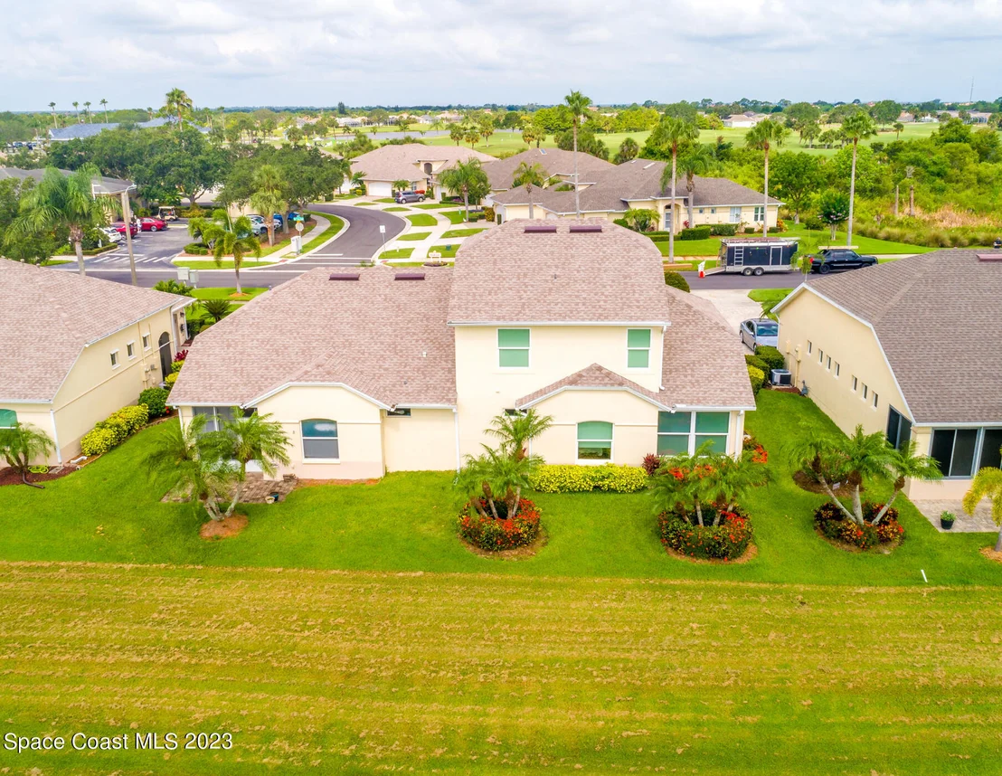 Photo of 1945 Golf Vista Boulevard