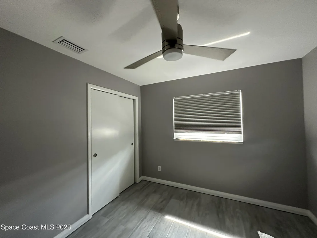 Photo of 989 Cardon Drive