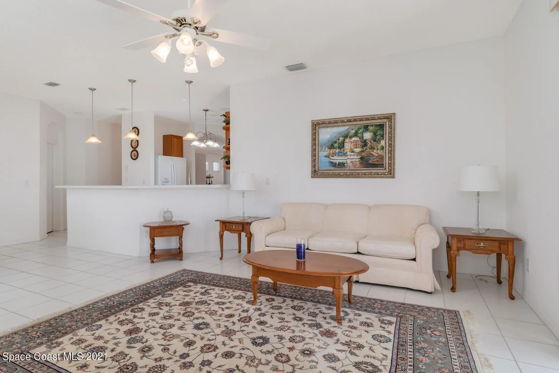 Photo of 332 Seafarer Circle