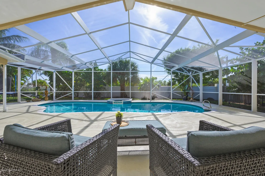 Photo of 393 Peregrine Drive