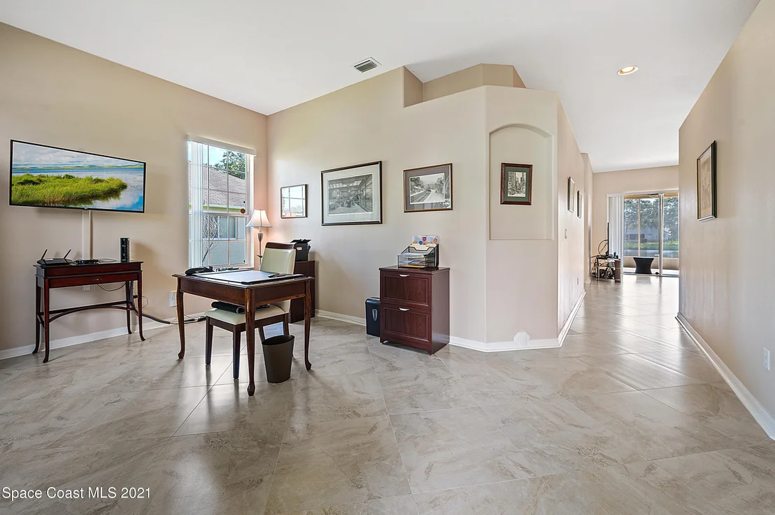 Photo of 739 Wyeth Street