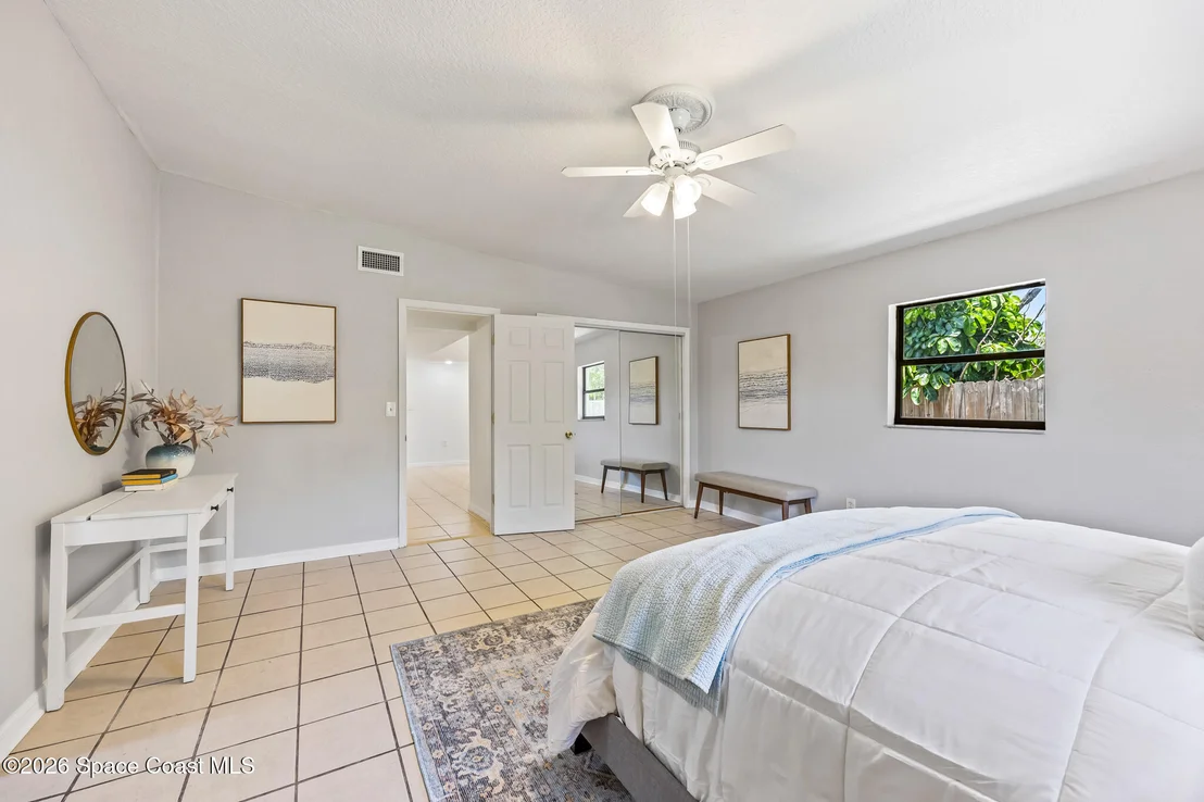 Photo of 777 James Circle NE