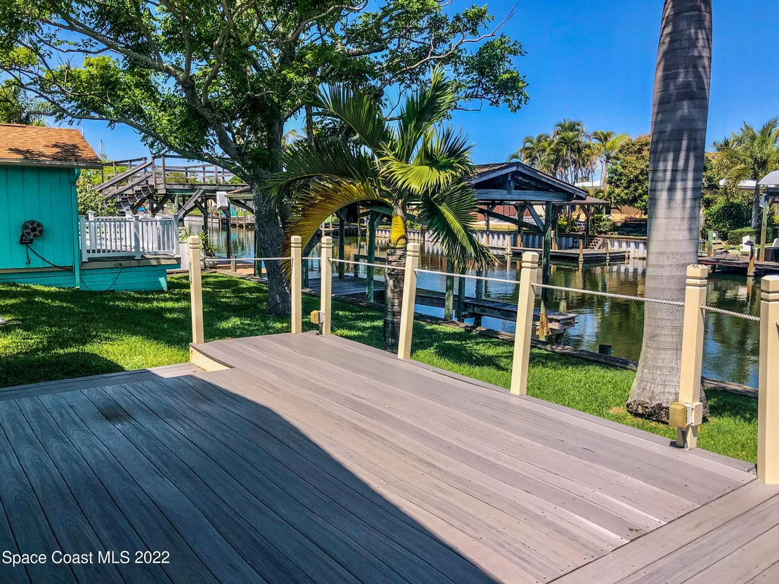 Photo of 469 Penguin Drive
