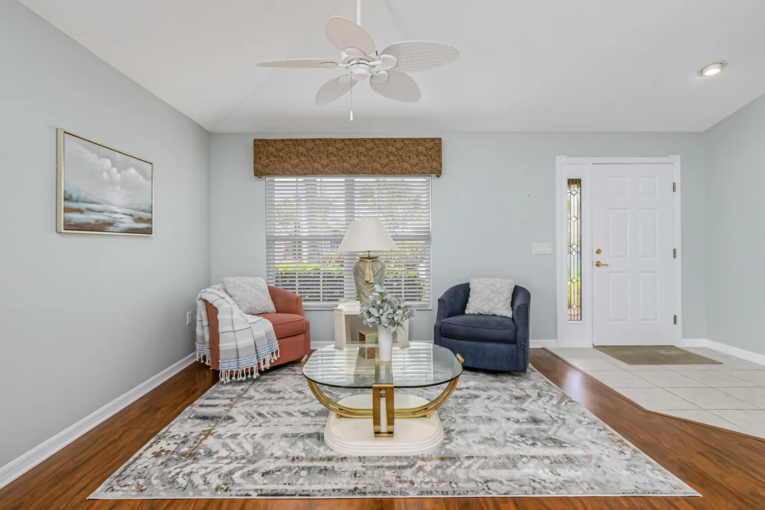 Photo of 7137 Broderick Drive
