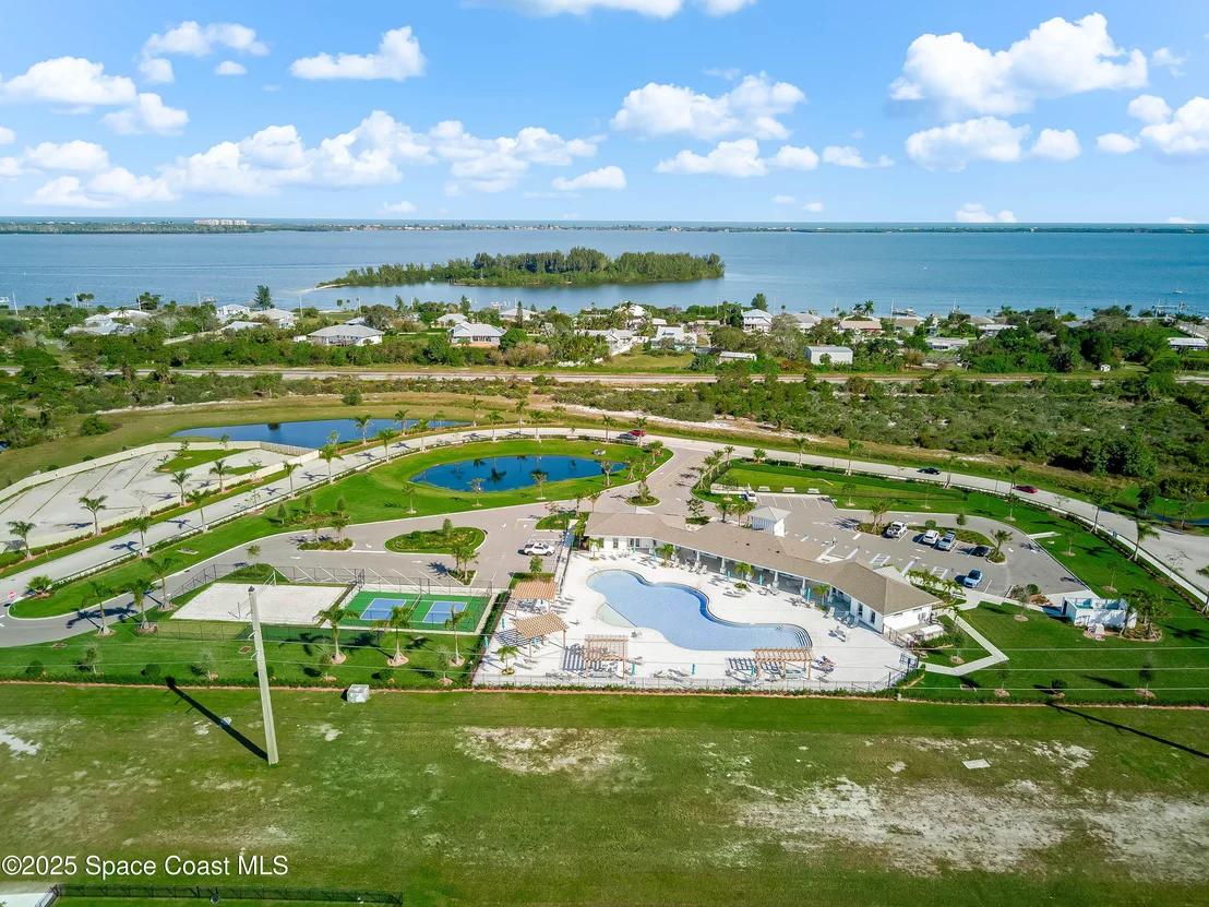 Photo of 7075 Serpentine Court