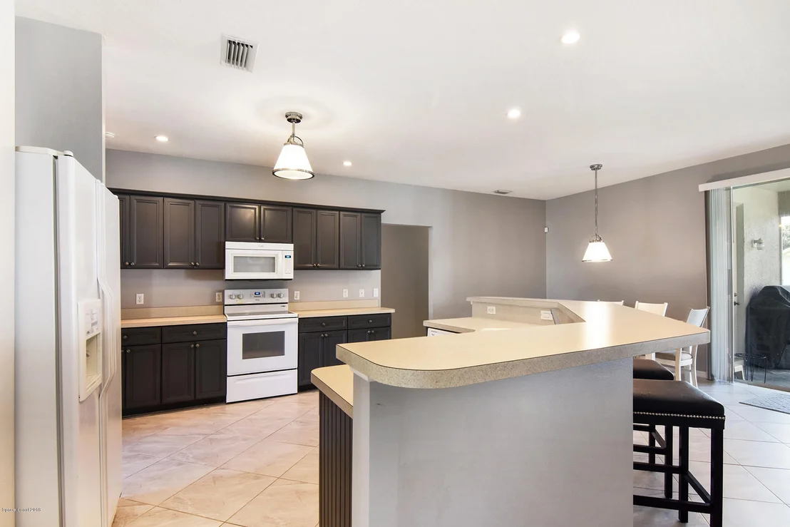 Photo of 1410 Whitman Drive