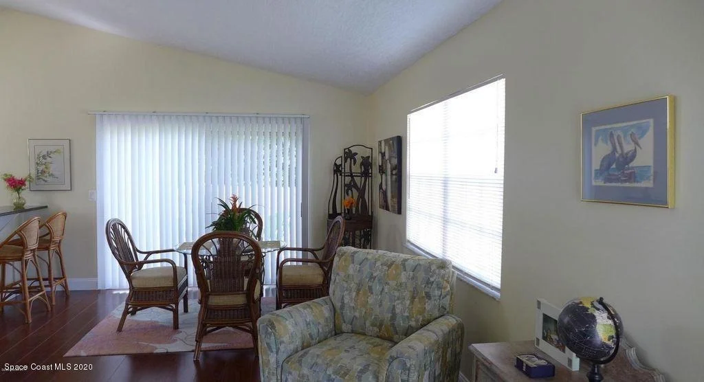 Photo of 1906 Elderberry Court NE