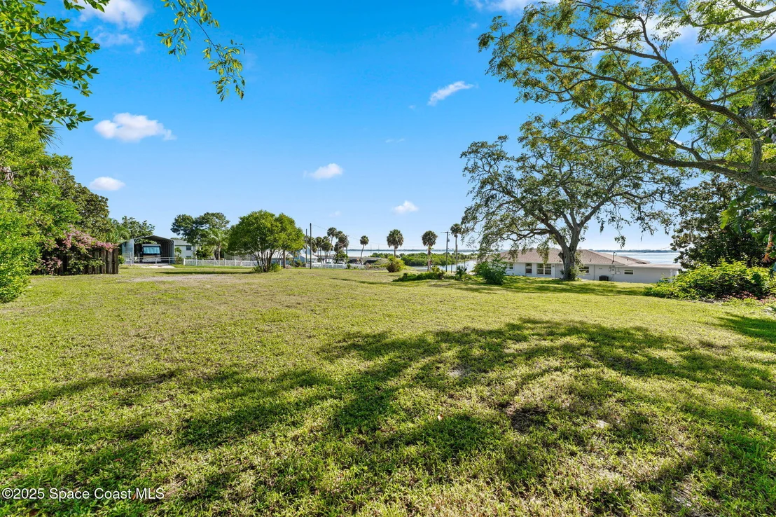 Photo of 3109 Indian River Drive