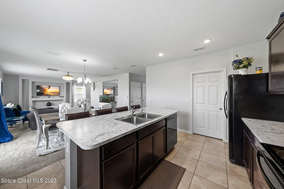Photo of 215 Sorrento Drive