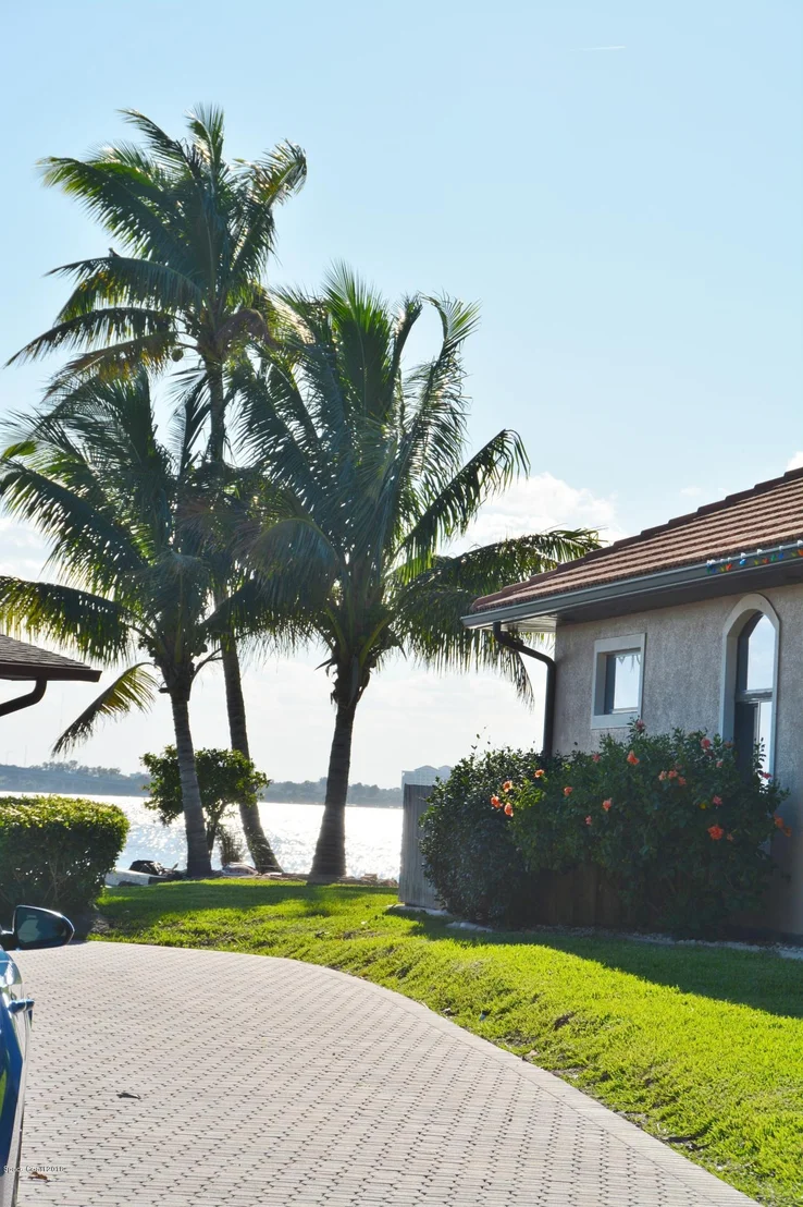 Photo of 740 Oak Ridge Drive