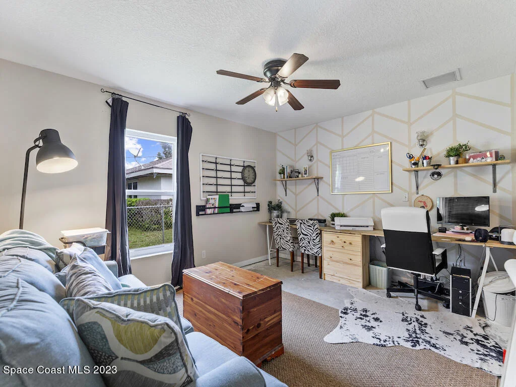 Photo of 121 Harris Drive