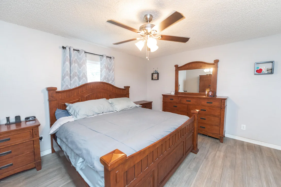 Photo of 6040 Adina Road