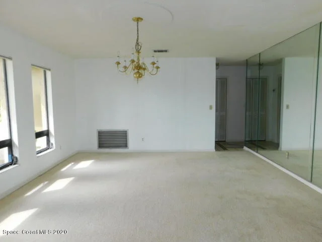 Photo of 961 Preston Trail