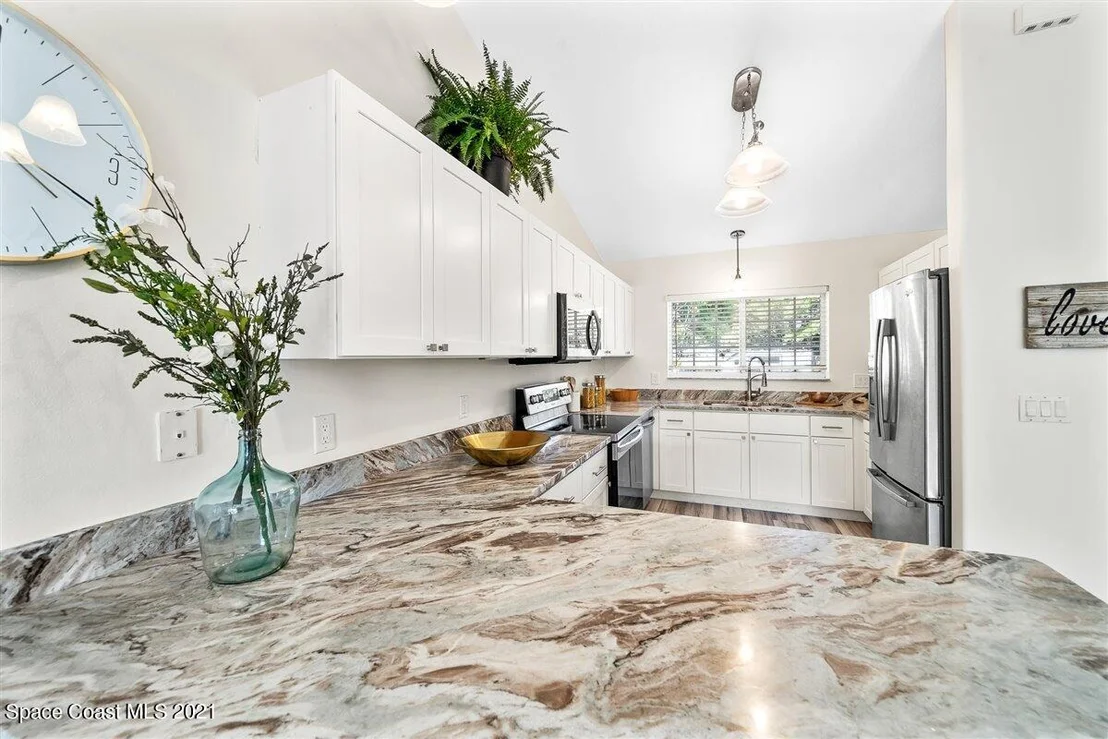 Photo of 259 Jeannie Drive