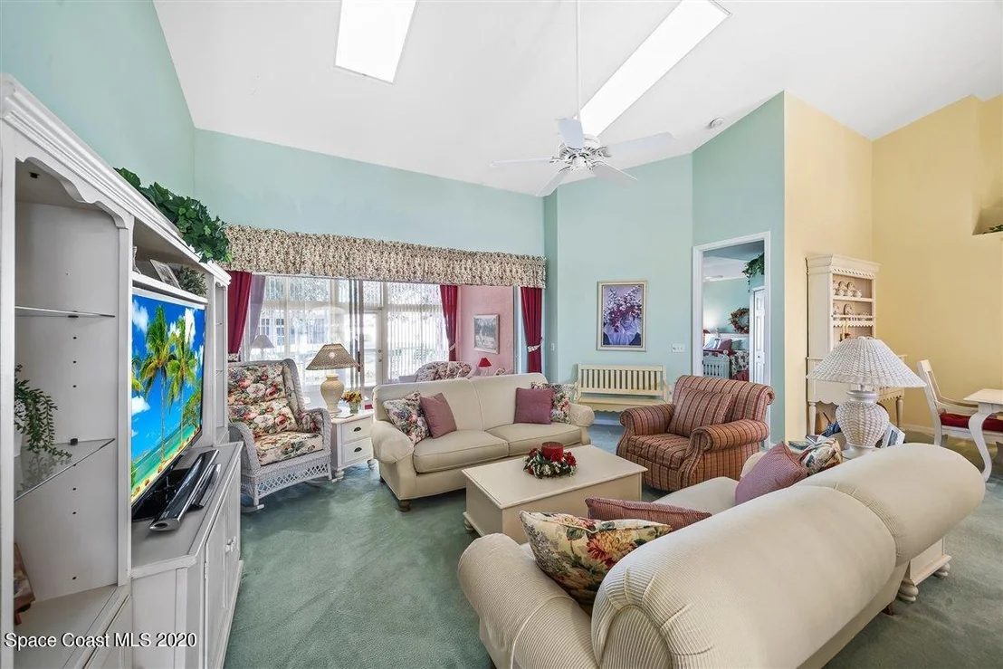 Photo of 451 Shell Cove Drive