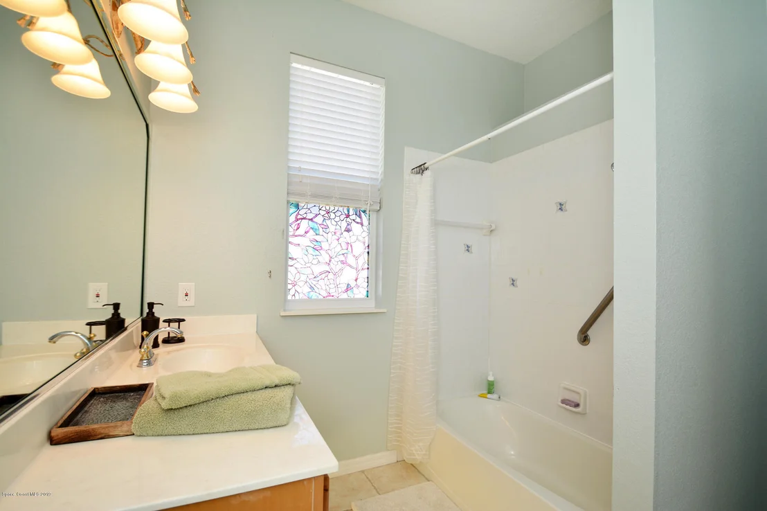 Photo of 865 Suntree Woods Drive