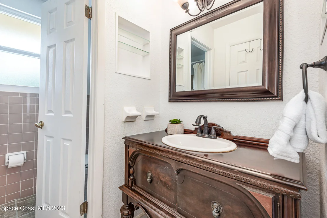 Photo of 3585 Alan Drive