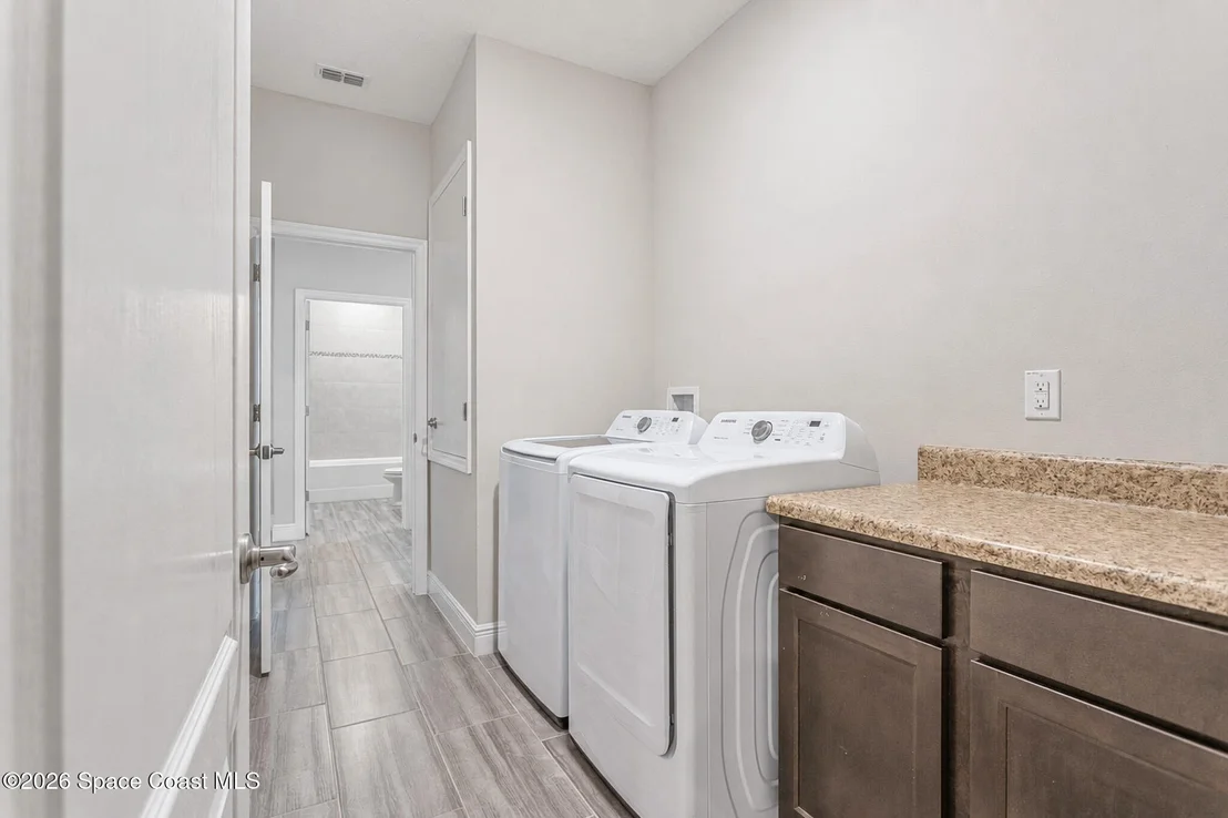 Photo of 5965 Grissom Parkway