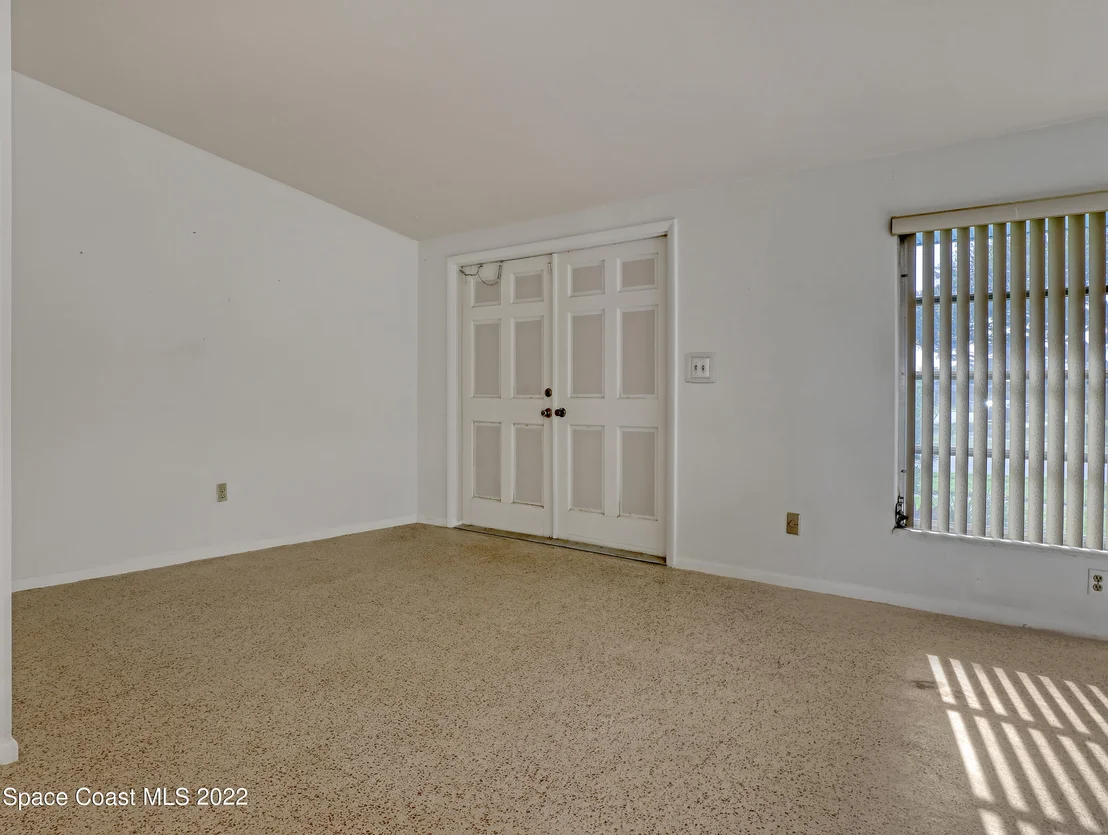 Photo of 1079 Cable Lane NE