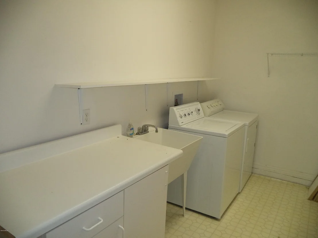 Photo of 1773 Independence Avenue