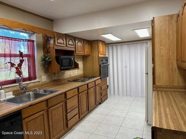Photo of 1521 Arnold Drive