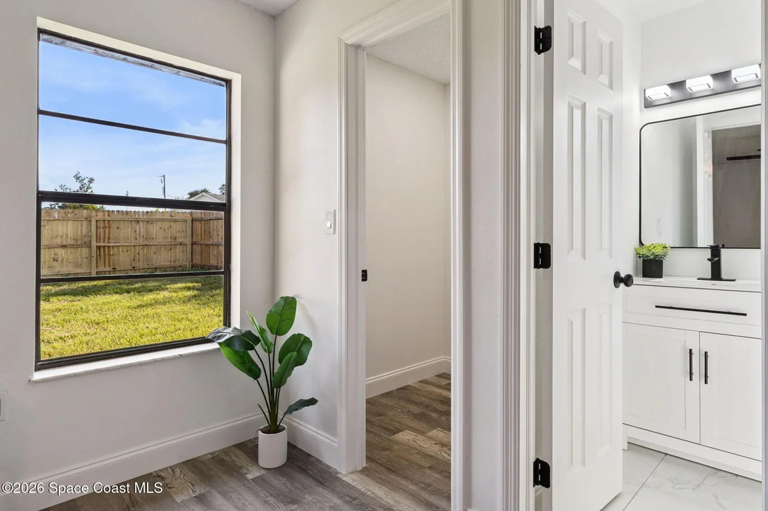 Photo of 6295 Janina Road