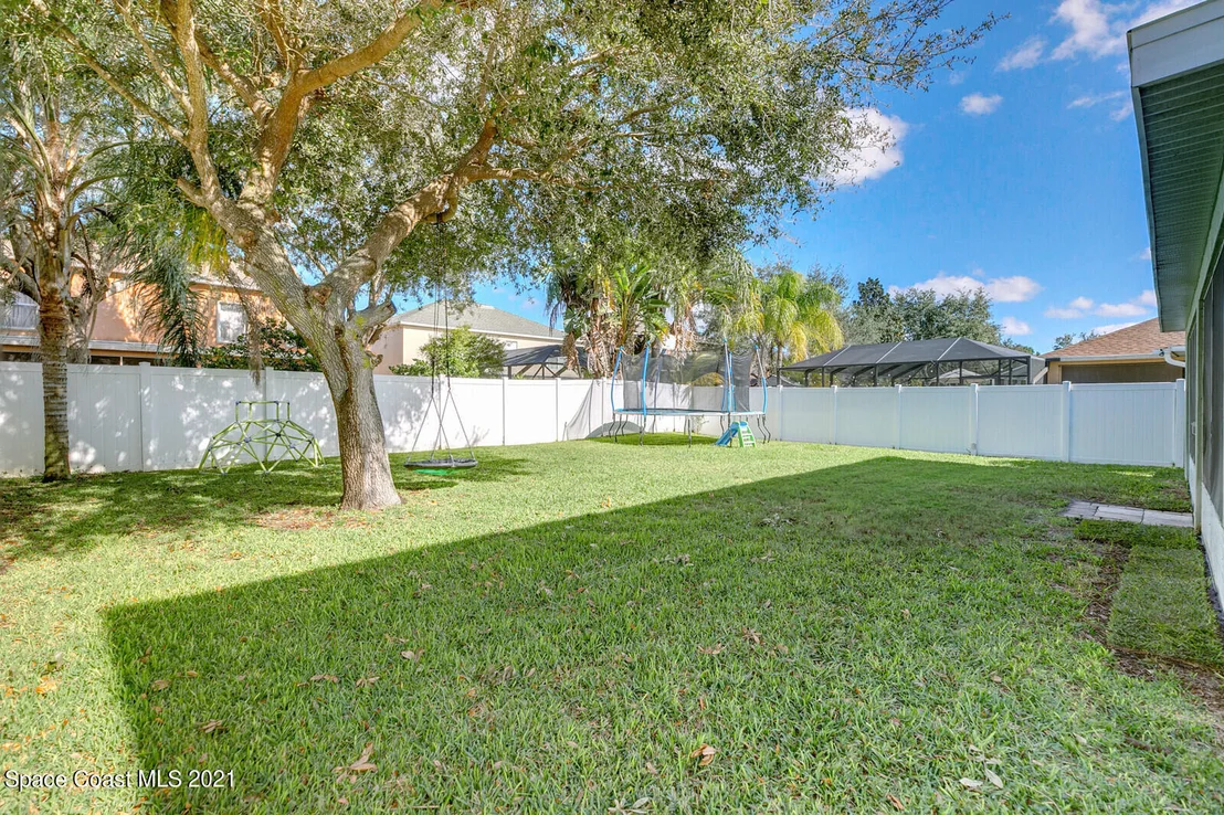 Photo of 3996 Four Lakes Drive