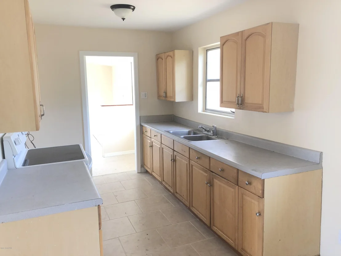 Photo of 1109 Alamanda Lane