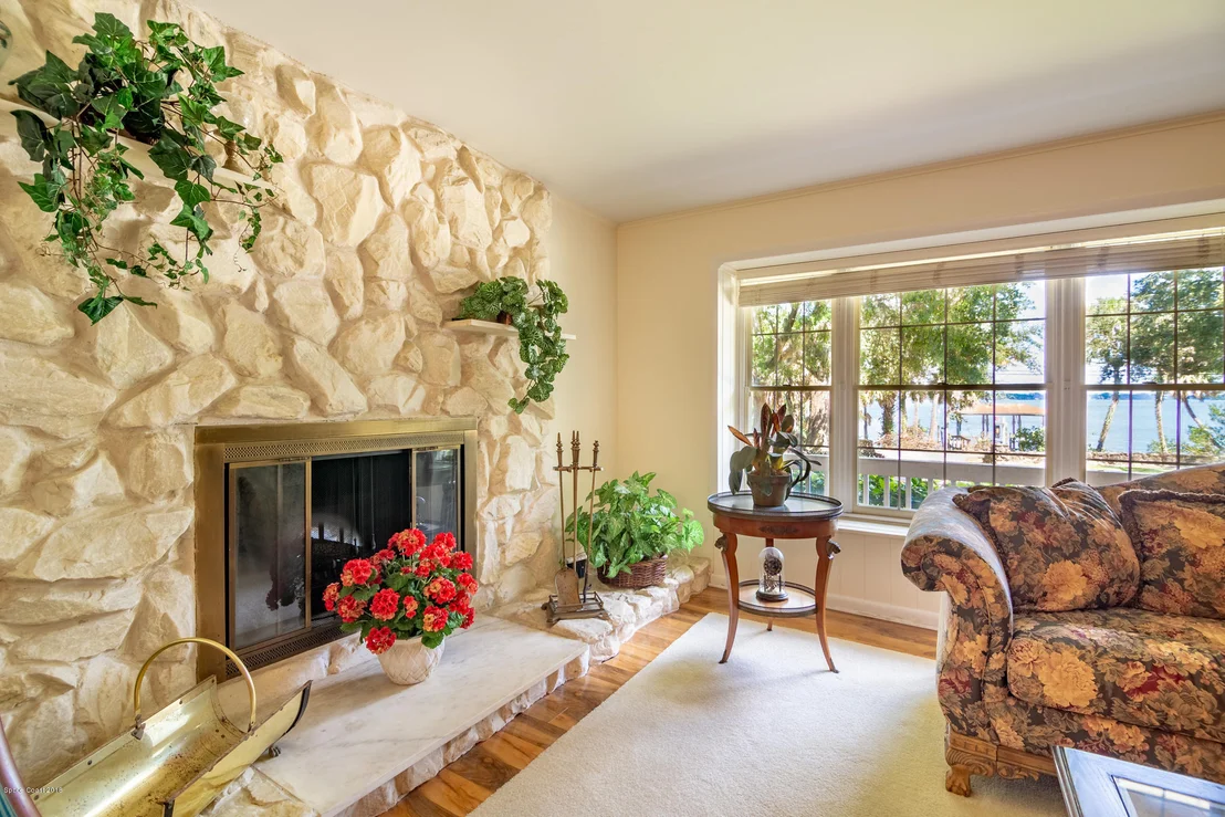 Photo of 1209 Rockledge Drive