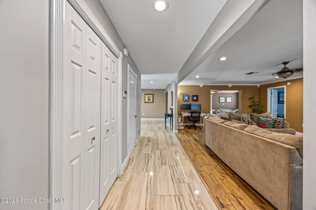Photo of 1371 Gleneagles Way