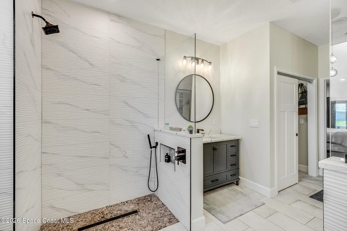 Photo of 447 Sandy Key