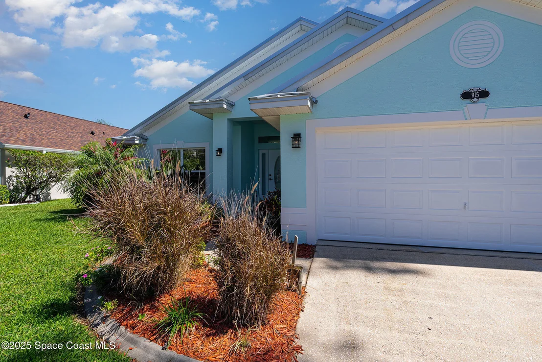 Photo of 915 Sedgewood Circle