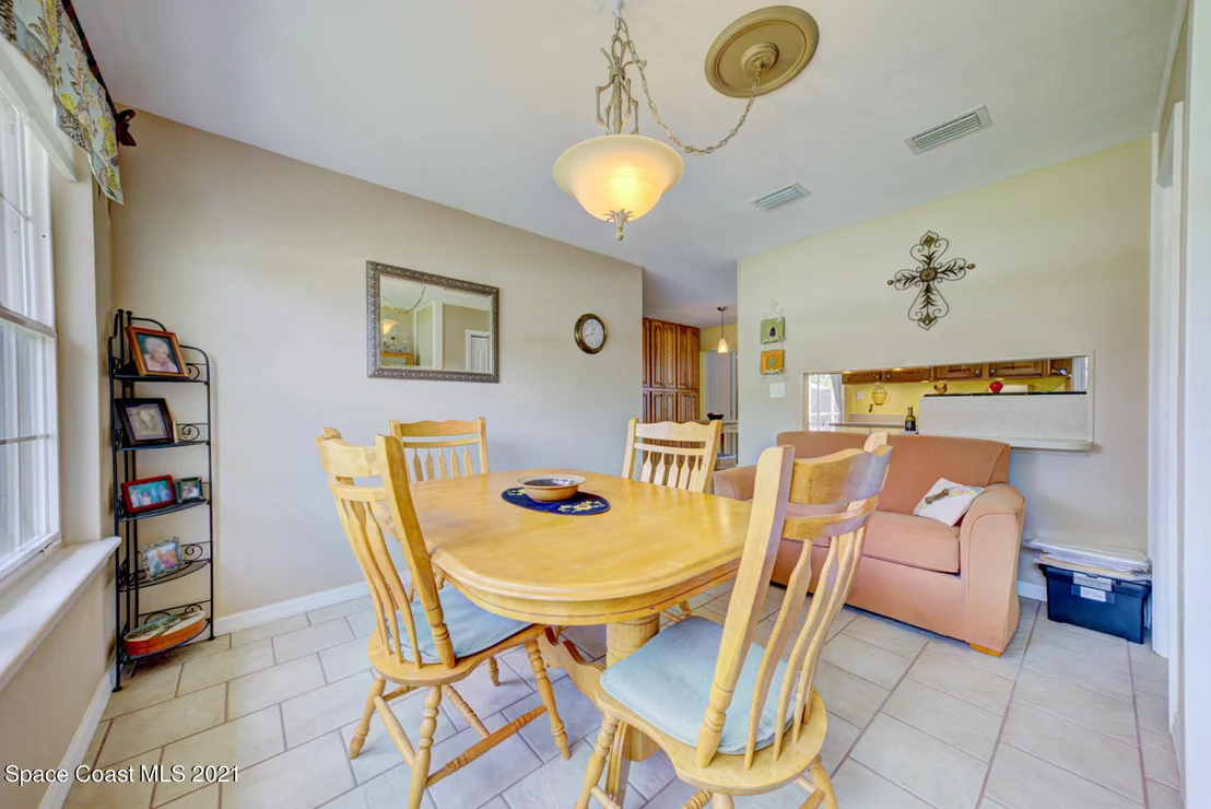 Photo of 1211 Princeton Road
