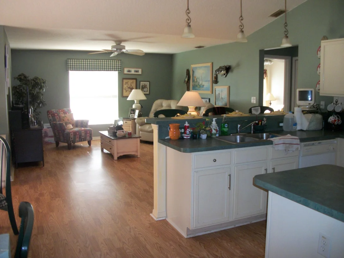 Photo of 875 Shoshone Lane